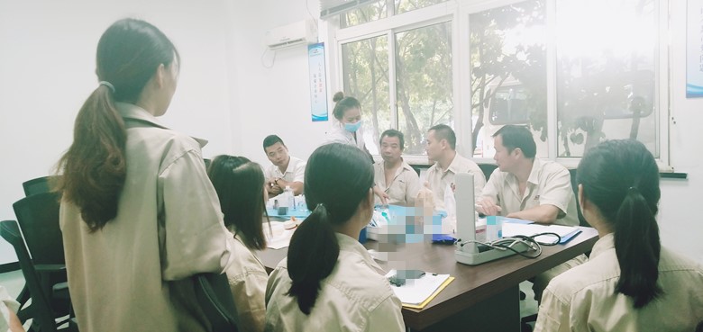 尋醫(yī)問診在身邊 健康生活伴我行(圖2) 尋醫(yī)問診在身邊 健康生活伴我行(圖2)