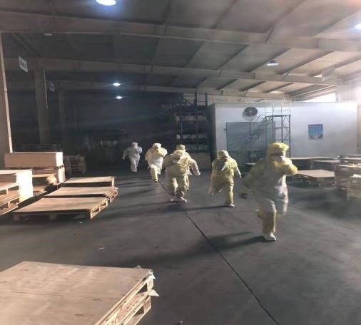 消防 消防 防的是危險(xiǎn) 留的是安全(圖4) 消防 消防 防的是危險(xiǎn) 留的是安全(圖4)