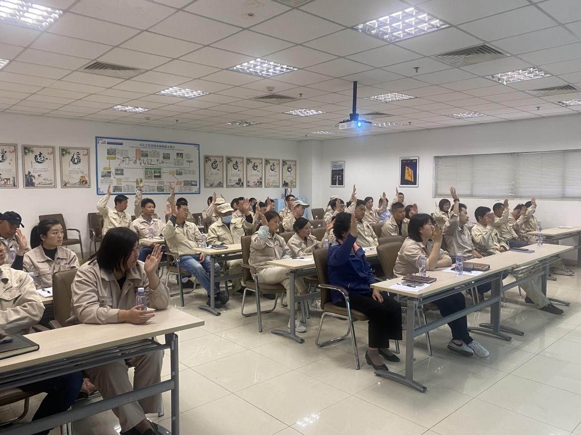 我公司召開四屆十次職工代表大會(圖4) 我公司召開四屆十次職工代表大會(圖4)